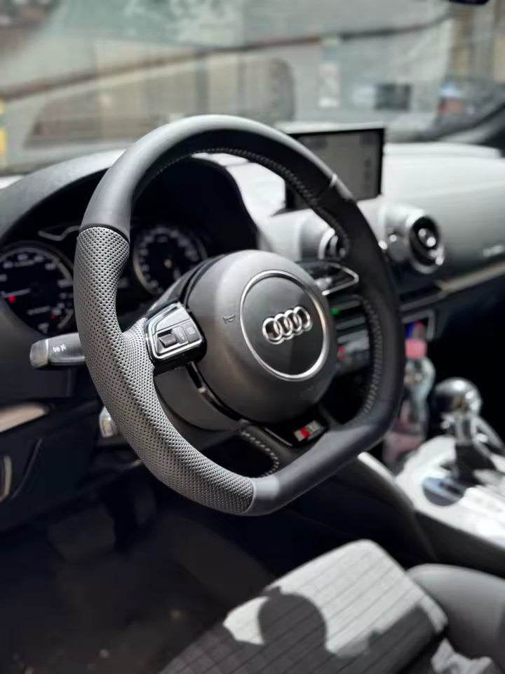 Volant Méplat en Cuir Audi A3/S3/RS3
